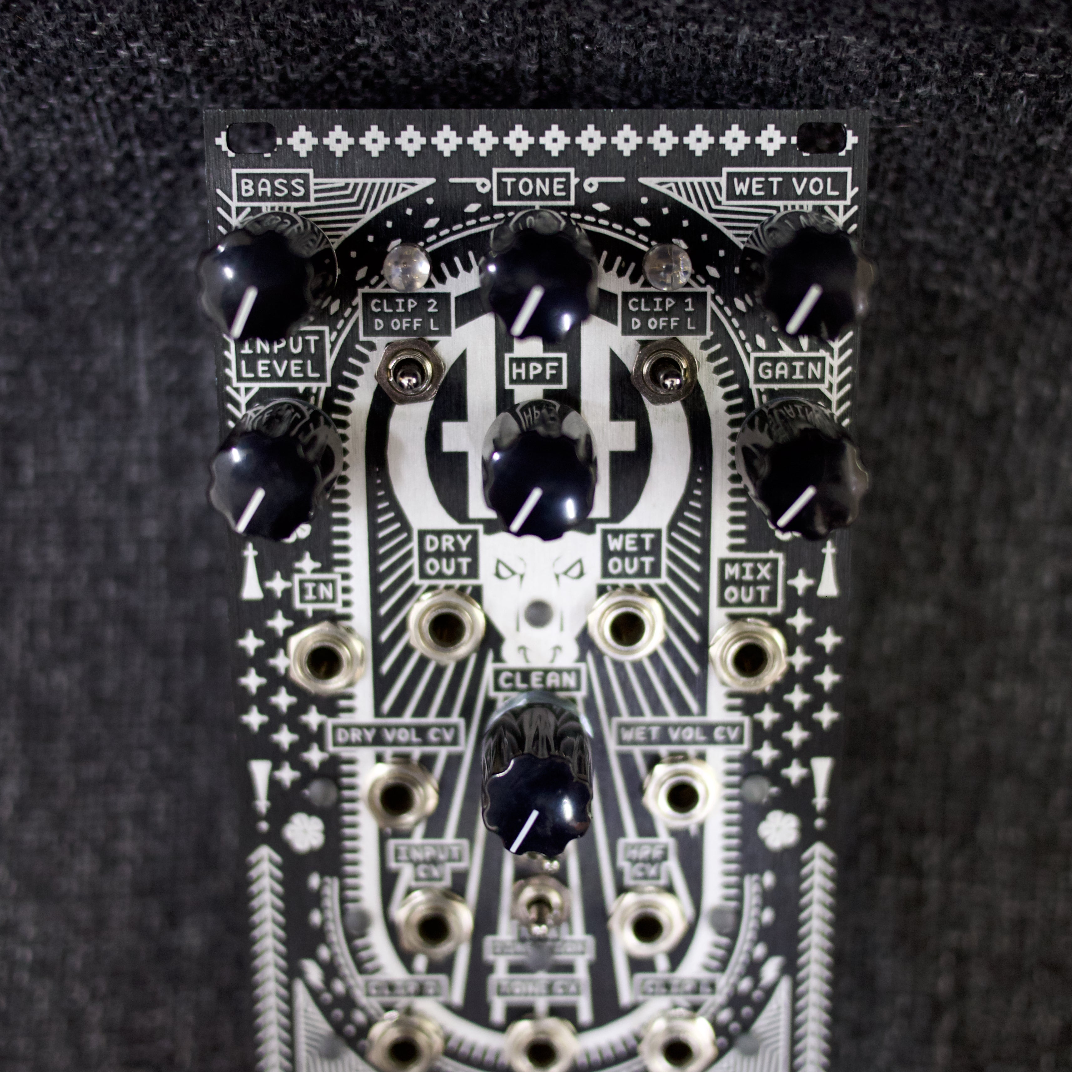 godeater pedal Eurorack: Godeater Bass Distortion